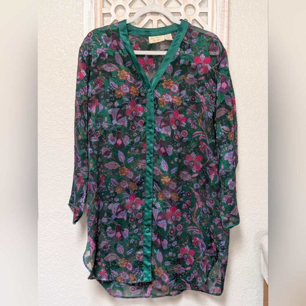 Vtg Victoria's Secret Gold Label Small Sleep Shirt Green Floral Silky Feminine